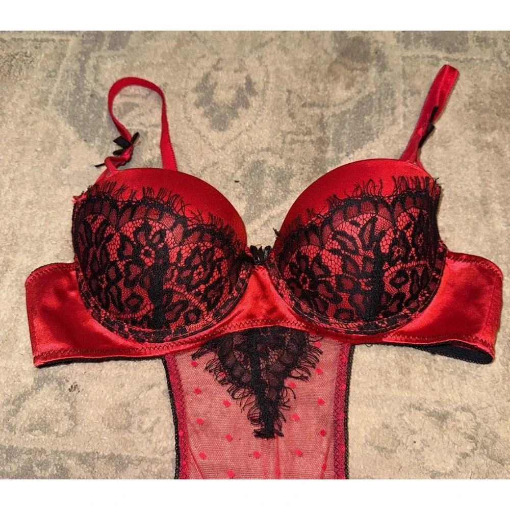 Seven TIL Midnight MAID LINGERIE Dress Red Black Ties Sexy Sz‎ Large